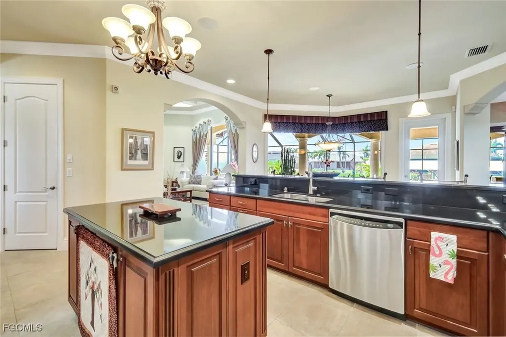 4536 SW 12th Place Cape Coral FL 33914
