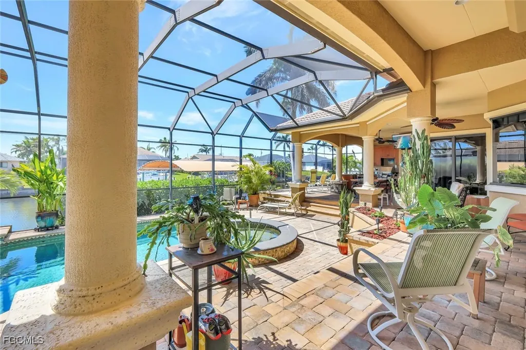 4536 SW 12th Place Cape Coral FL 33914