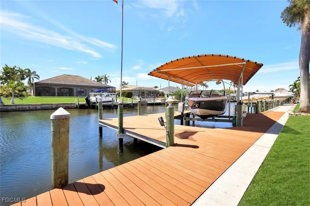 4536 SW 12th Place Cape Coral FL 33914