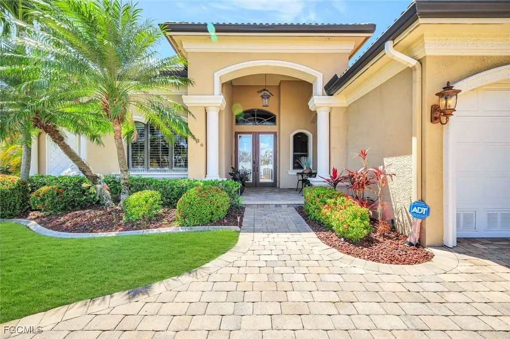 4536 SW 12th Place Cape Coral FL 33914