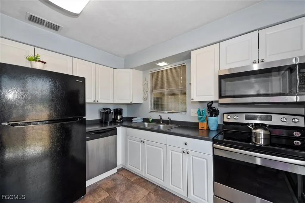 10746 Lemontree Court Lehigh Acres FL 33936