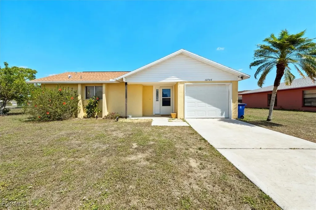 10746 Lemontree Court Lehigh Acres FL 33936