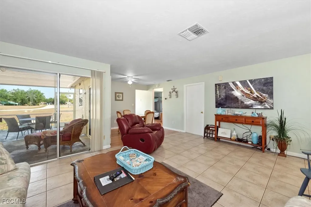 10746 Lemontree Court Lehigh Acres FL 33936
