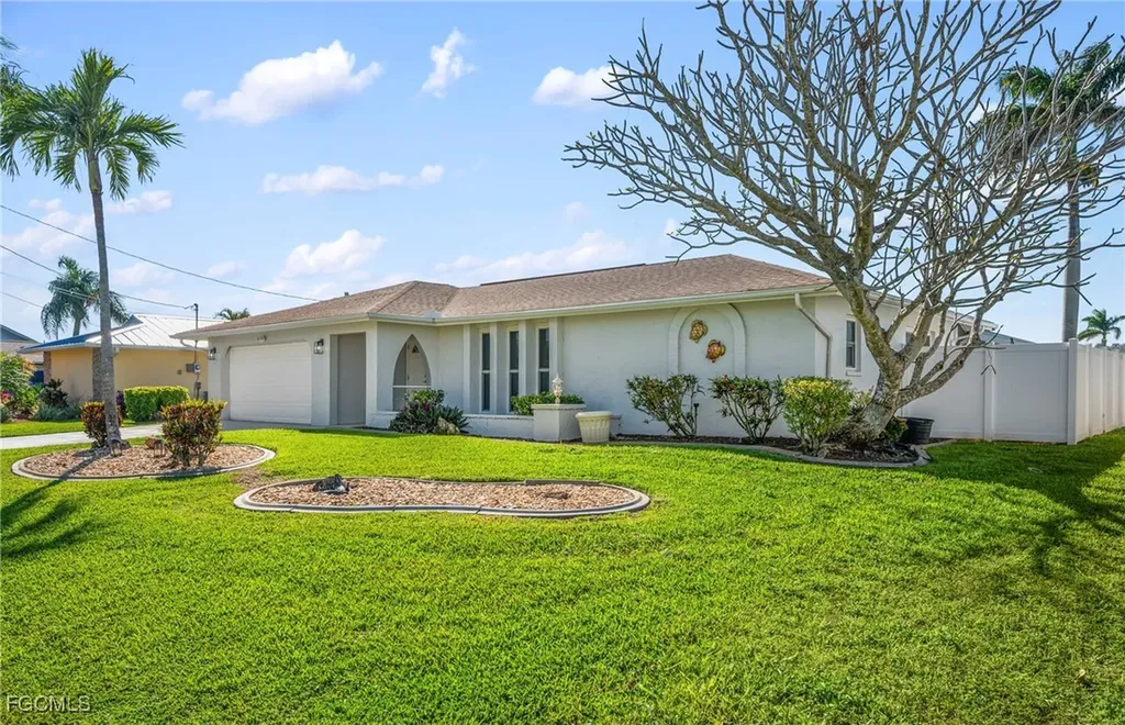 1936 SE 31st Terrace Cape Coral FL 33904