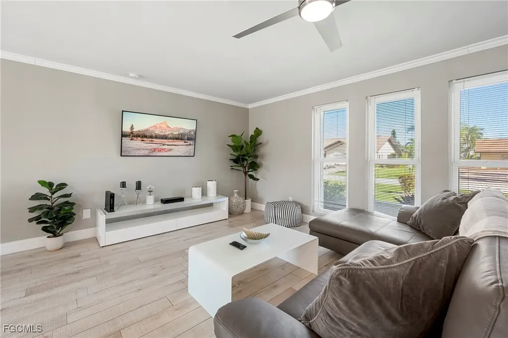 1936 SE 31st Terrace Cape Coral FL 33904