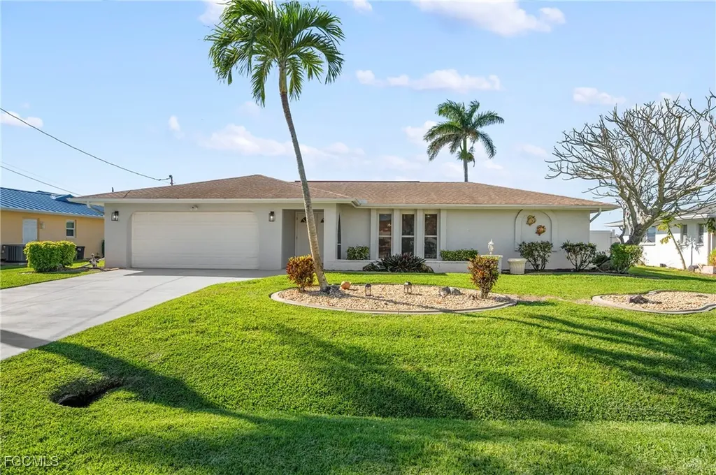 1936 SE 31st Terrace Cape Coral FL 33904