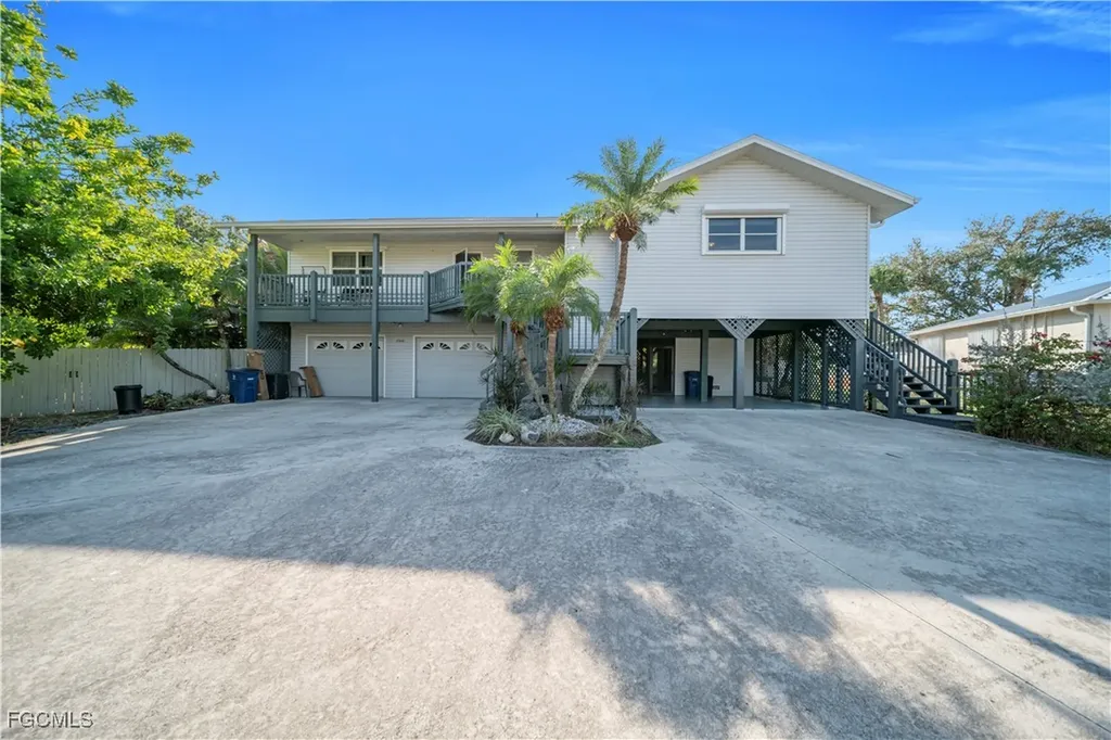 17324/17326 Whitewater Court Fort Myers Beach FL 33931