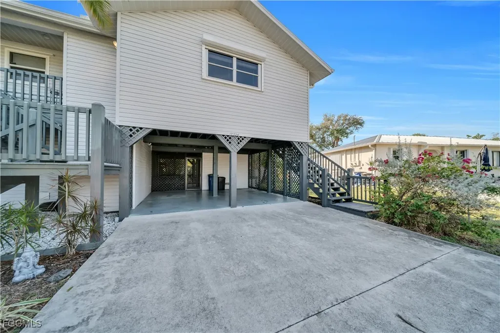 17324/17326 Whitewater Court Fort Myers Beach FL 33931