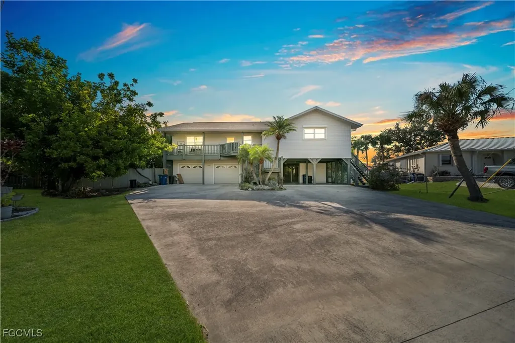 17324/17326 Whitewater Court Fort Myers Beach FL 33931