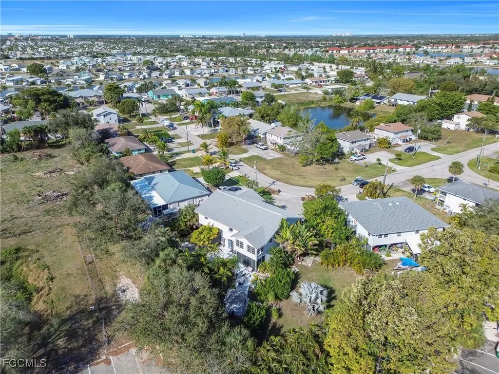 17324/17326 Whitewater Court Fort Myers Beach FL 33931