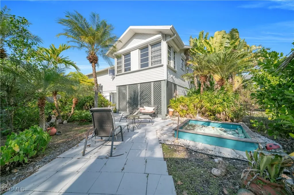 17324/17326 Whitewater Court Fort Myers Beach FL 33931