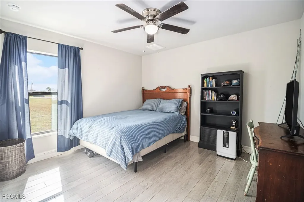 1509 NW 37th Avenue Cape Coral FL 33993