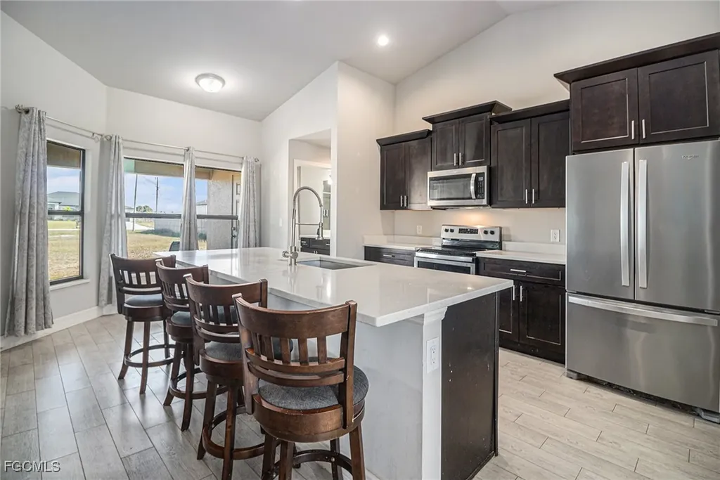 1509 NW 37th Avenue Cape Coral FL 33993
