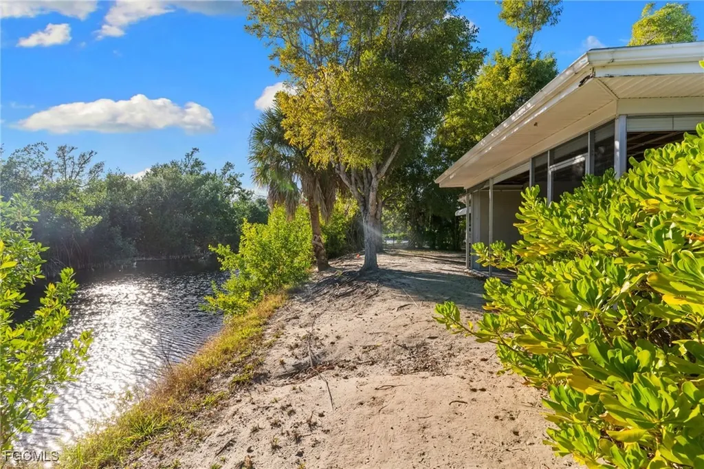1812 Ibis Lane Sanibel FL 33957