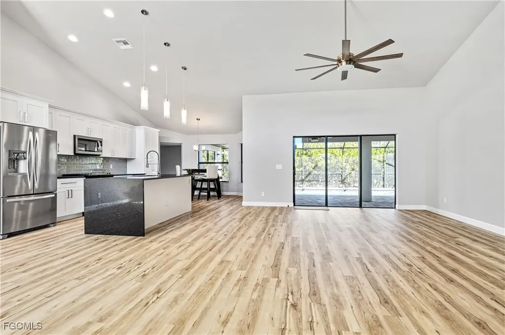 2115 SW 52nd Terrace Cape Coral FL 33914