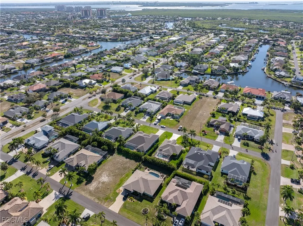 2115 SW 52nd Terrace Cape Coral FL 33914