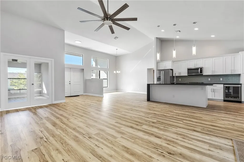 2115 SW 52nd Terrace Cape Coral FL 33914