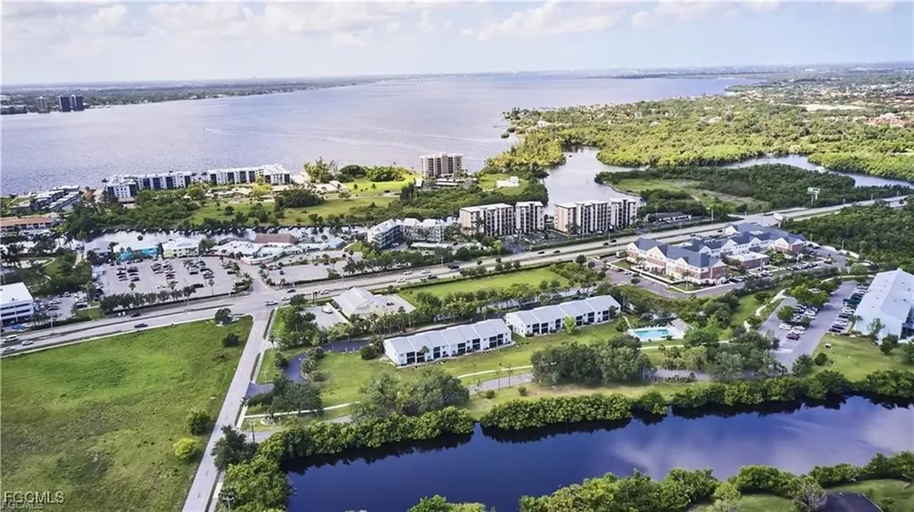 1055 Palm Avenue North Fort Myers FL 33903