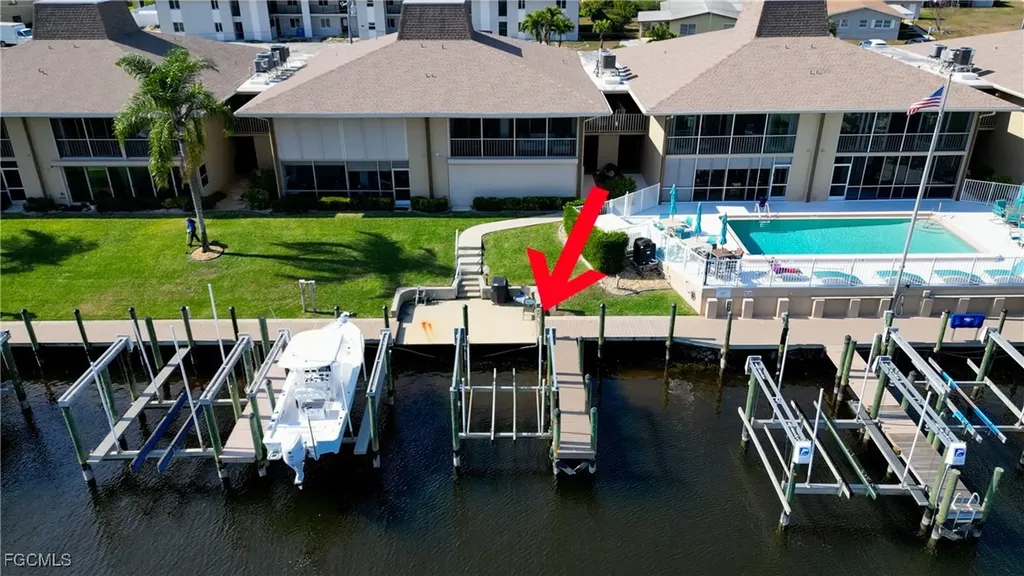 4025 SE 19th Place Cape Coral FL 33904