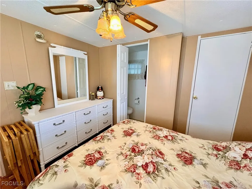 622 Vista Drive North Fort Myers FL 33917