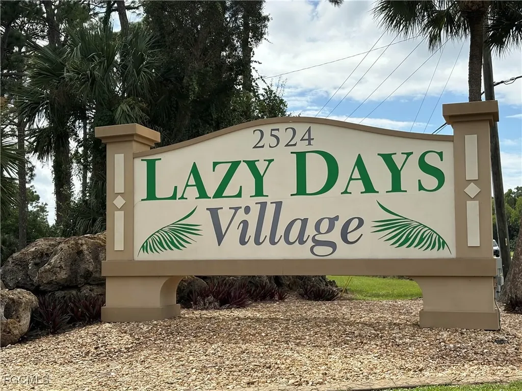 622 Vista Drive North Fort Myers FL 33917