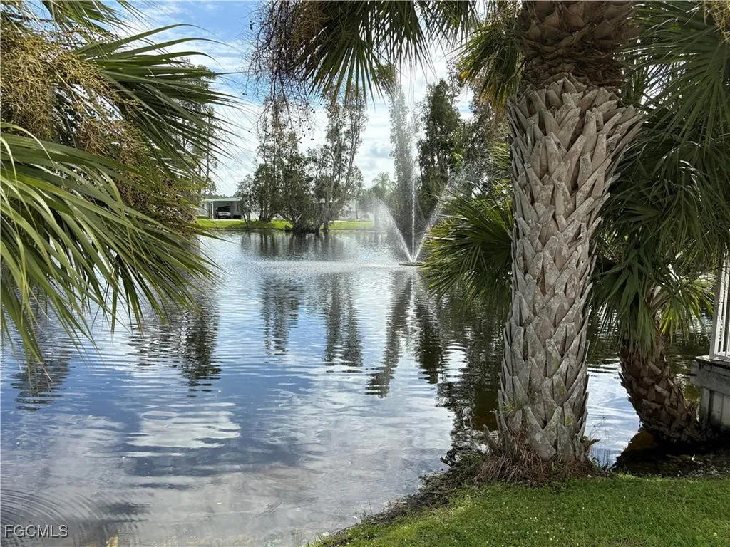 622 Vista Drive North Fort Myers FL 33917