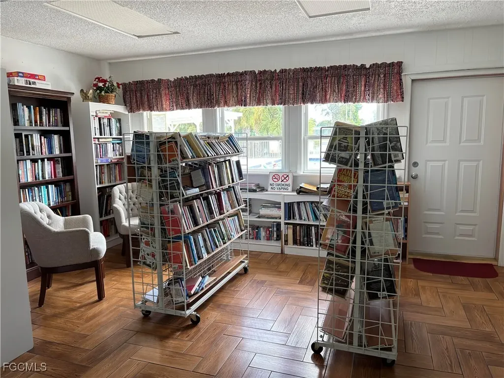 622 Vista Drive North Fort Myers FL 33917