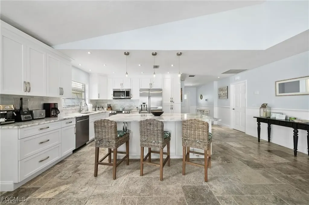 521 102nd Avenue N Naples FL 34108