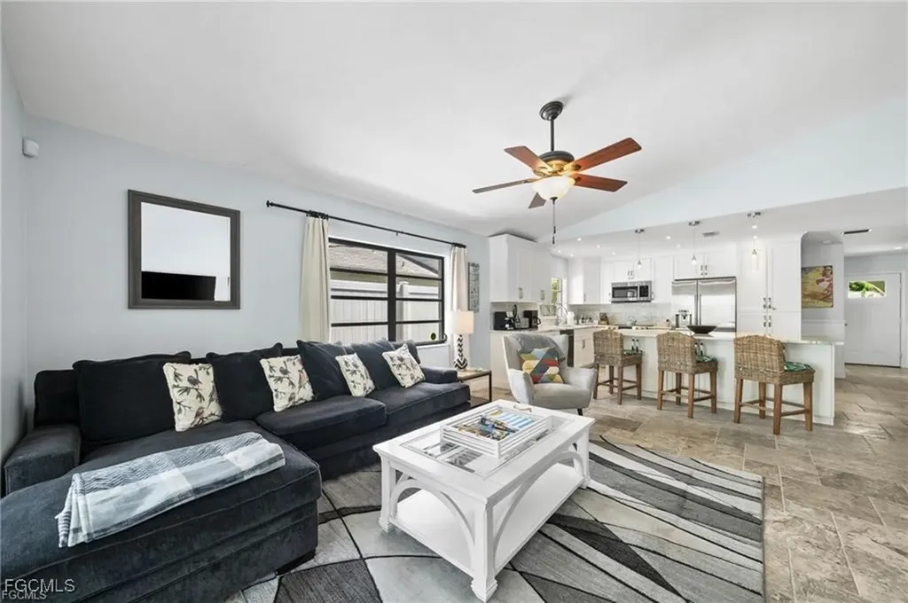 521 102nd Avenue N Naples FL 34108
