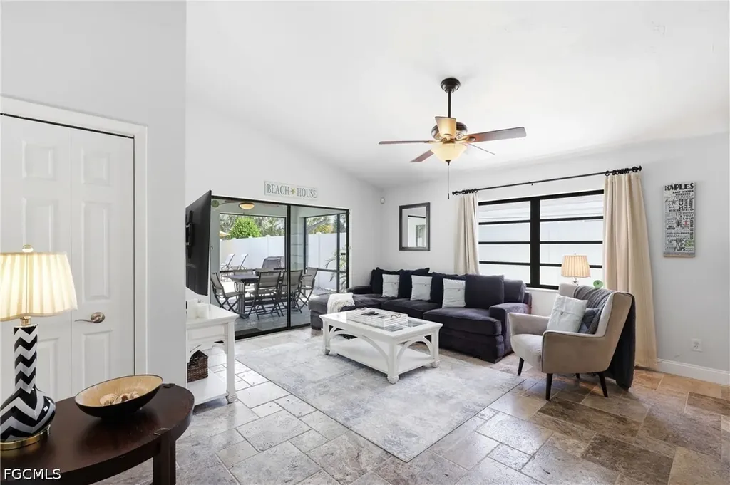 521 102nd Avenue N Naples FL 34108