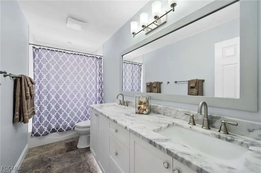 521 102nd Avenue N Naples FL 34108