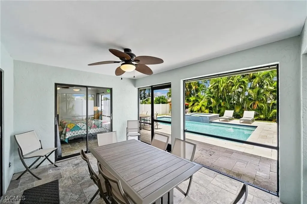 521 102nd Avenue N Naples FL 34108