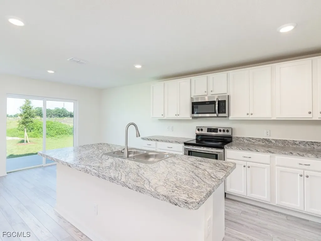 327 Kismet Parkway E Cape Coral FL 33909