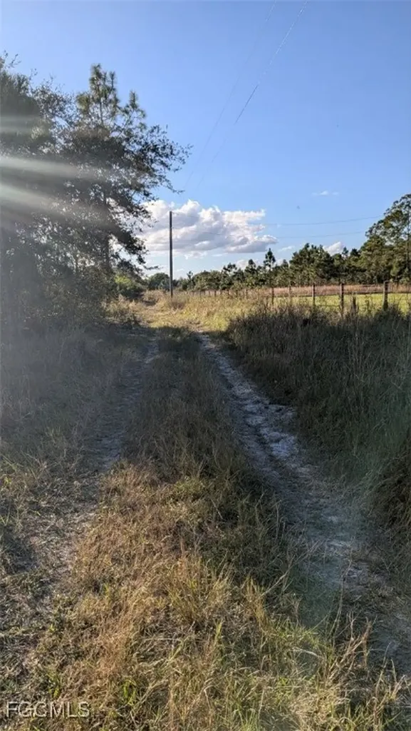 2402 Tampa Avenue Clewiston FL 33440