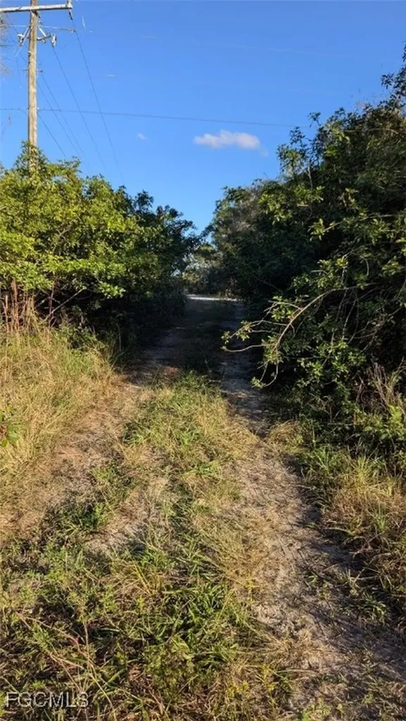 2402 Tampa Avenue Clewiston FL 33440