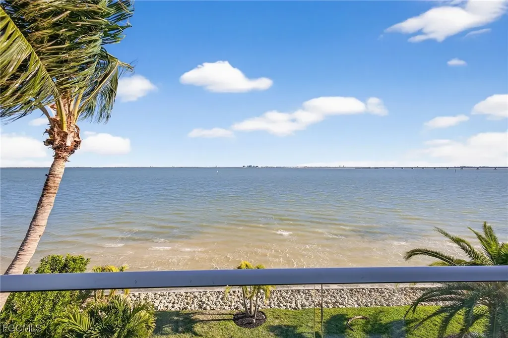 1212 Isabel Drive Sanibel FL 33957