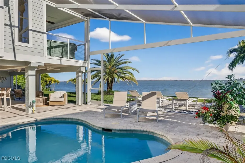 1212 Isabel Drive Sanibel FL 33957