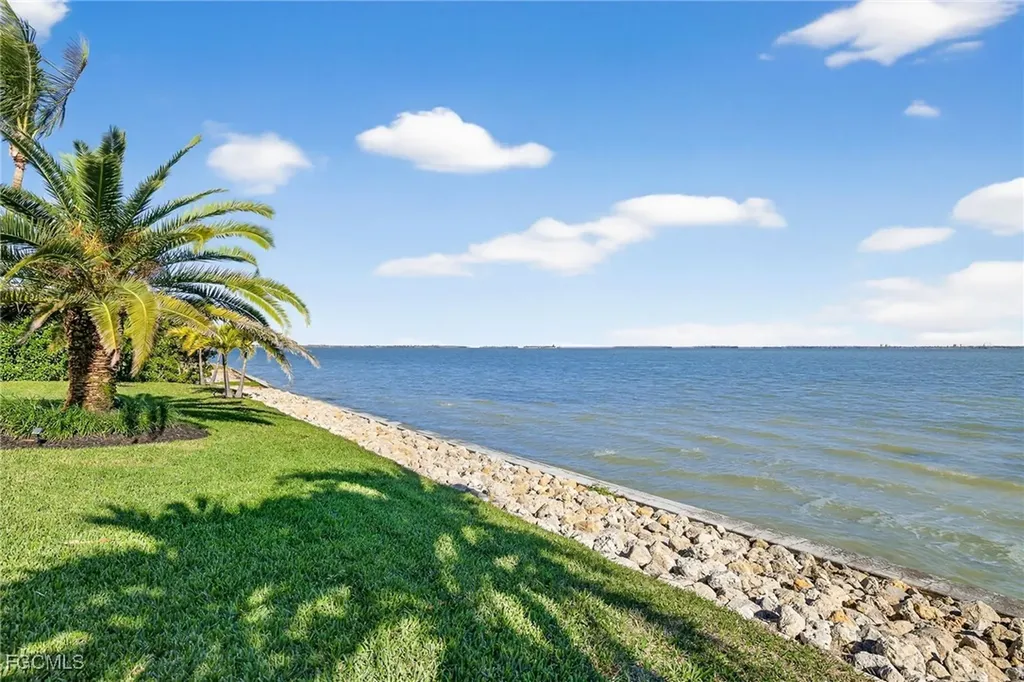 1212 Isabel Drive Sanibel FL 33957