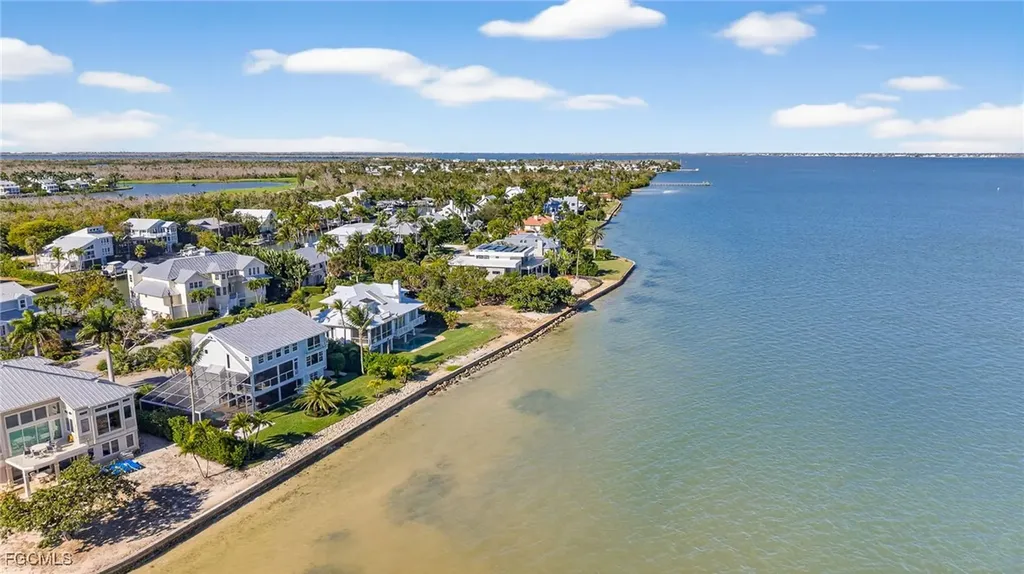 1212 Isabel Drive Sanibel FL 33957