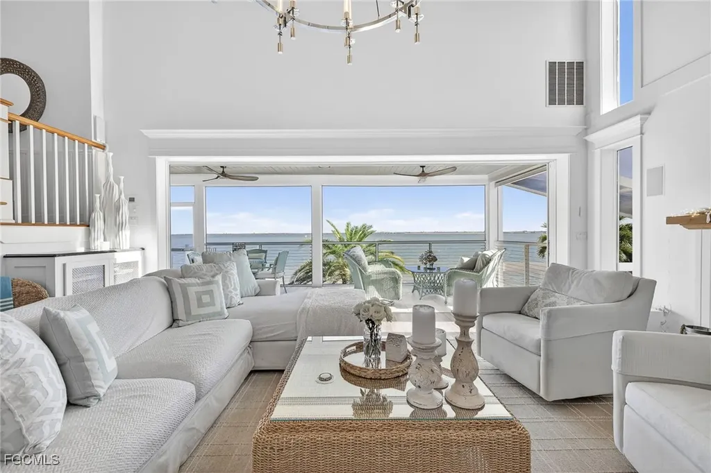 1212 Isabel Drive Sanibel FL 33957