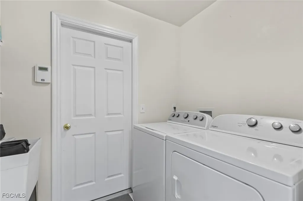 711 12th Street NE Naples FL 34120