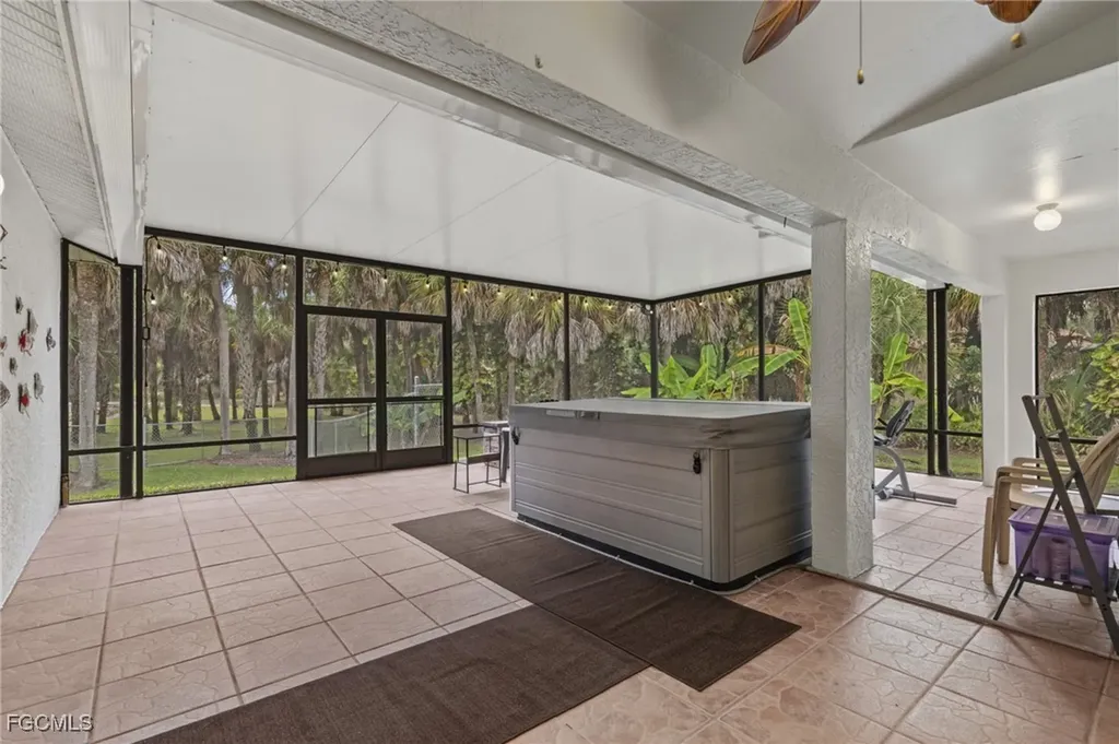 711 12th Street NE Naples FL 34120