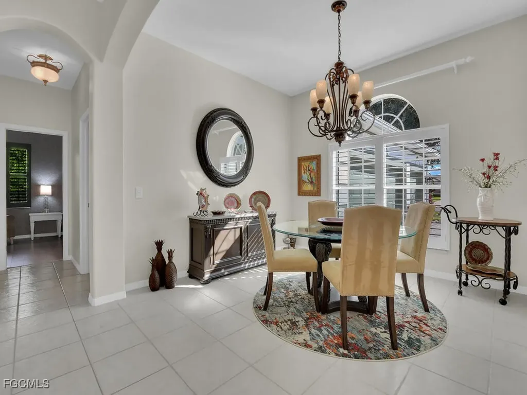 8951 Abbotsford Terrace Fort Myers FL 33912