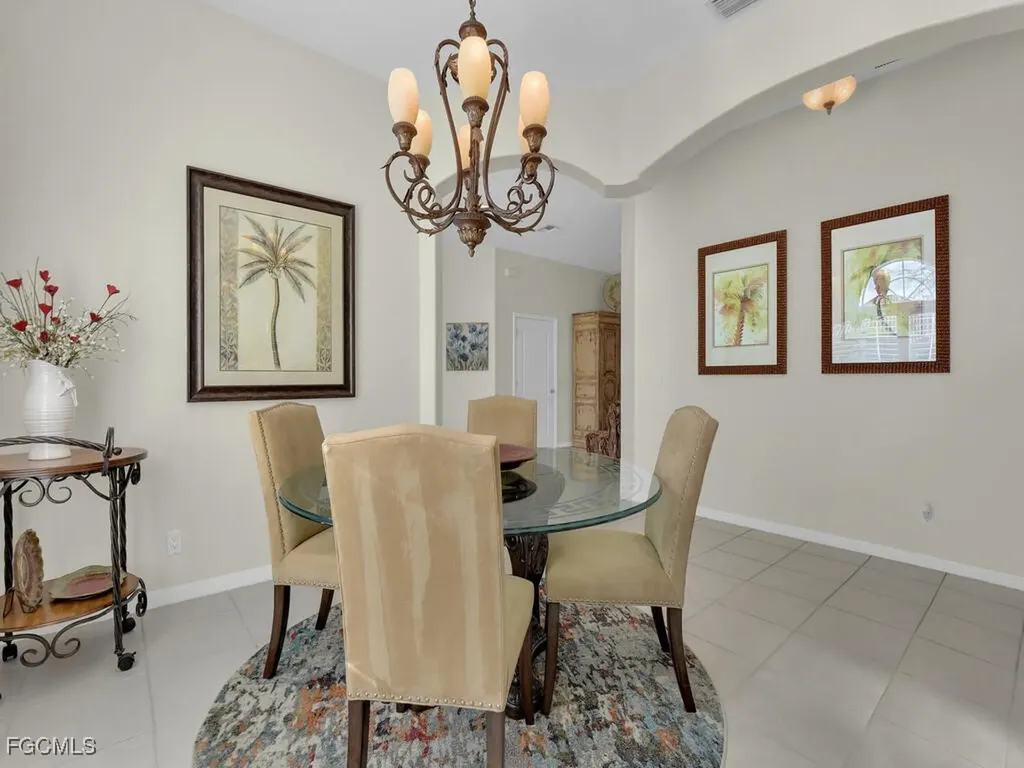 8951 Abbotsford Terrace Fort Myers FL 33912