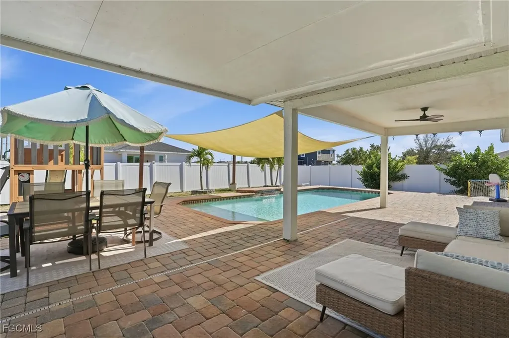 2309 NW 10th Avenue Cape Coral FL 33993