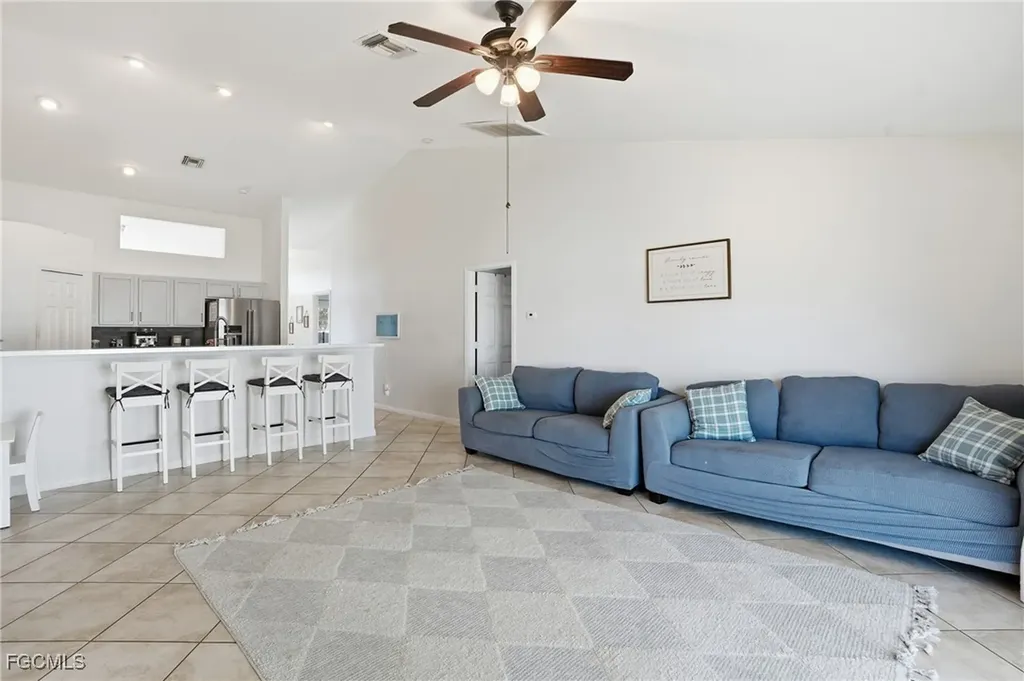 2309 NW 10th Avenue Cape Coral FL 33993
