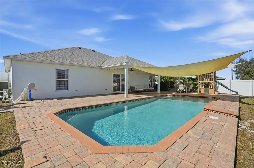 2309 NW 10th Avenue Cape Coral FL 33993
