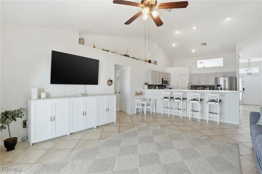 2309 NW 10th Avenue Cape Coral FL 33993