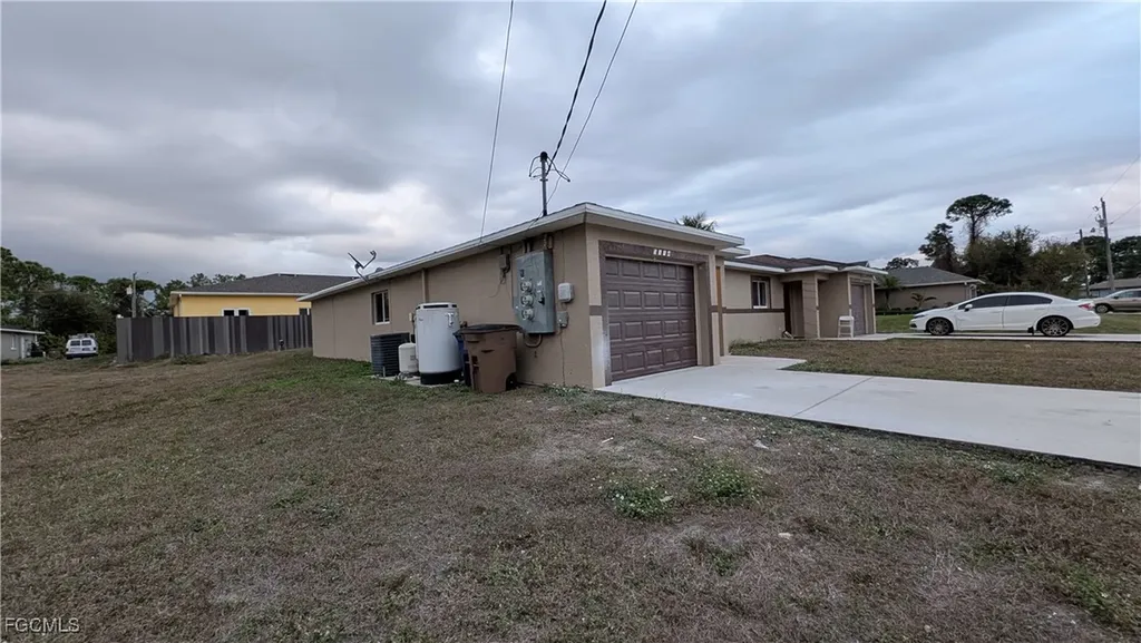 5114 SW 27th Street Lehigh Acres FL 33973