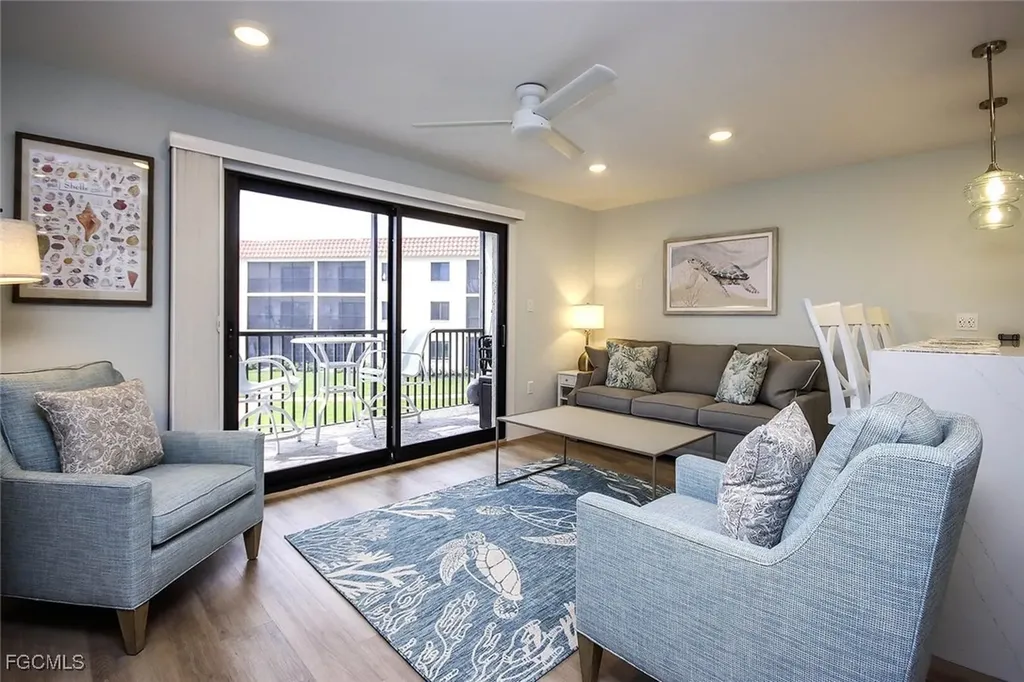 671 E Gulf Drive Sanibel FL 33957
